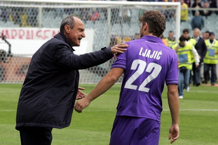 6. Adem Ljajic: Tháng 5/2012, Fiorentina bị Novara dẫn trước 0-2 khi trận đấu chỉ còn 32 phút thi đấu, và HLV Delio Rossi của Fiorentina quyết định thay Adem Ljajic ra khỏi sân. Tiền vệ người Serbia này không hài lòng vì bị thay ra và đã vỗ thay ra ý giễu cợt với ông thầy, và Rossi đáp lại bằng cách lao ra và tung cú đấm với Ljajic khiến các cầu thủ và những trợ lý phải gỡ 2 người ra. Fiorentina sau đó quyết định sa thải Rossi trong chưa đầy 24 giờ sau trận đấu (Fiorentina hòa 2-2).
